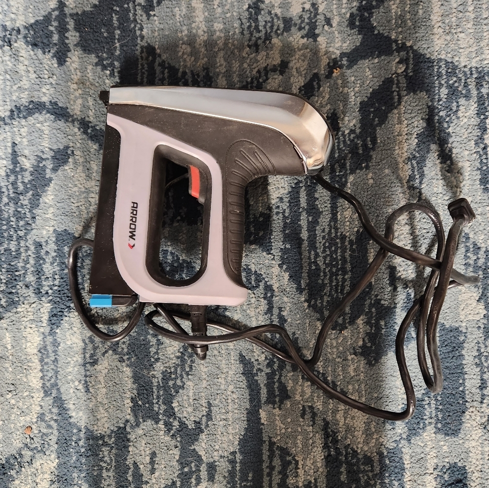 Arrow T50AC Electric Staple Gun and Nailer